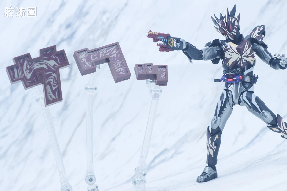 SHF 假面骑士限定版 假面骑士Valen/瓦伦 冰沙特装＆“松脆”效果配件套装 - 图片